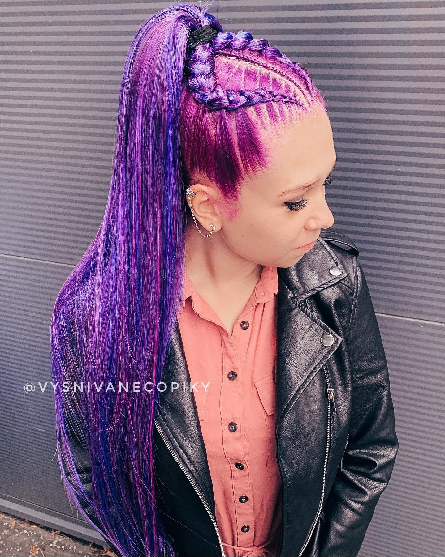 vysnívaný cop pink-violet